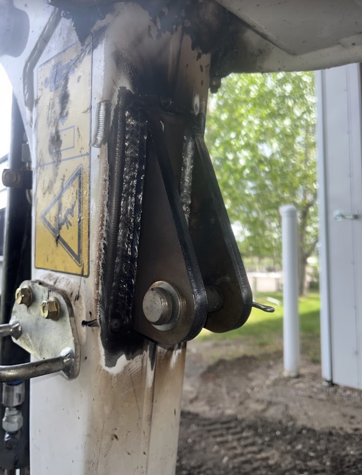 Heavy weld repair on excavator arm pivot